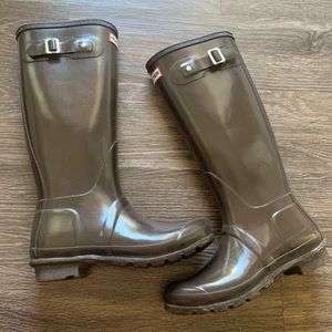 Hunter Tall Chocolate Gloss Rain Boots